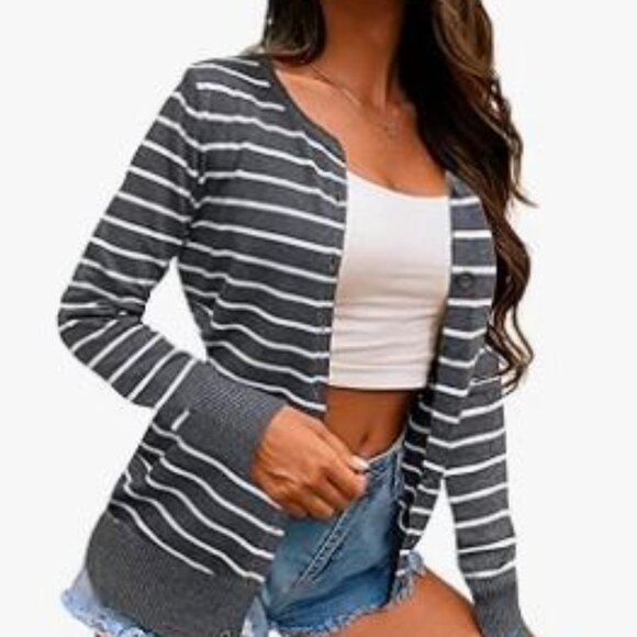 a.Jesdani Women's Button Down Crew Neck Long Sleeve Cardigan - Picture 4 of 4